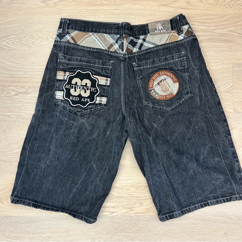 Red Ape Embroidered black denim Y2K shorts size 40